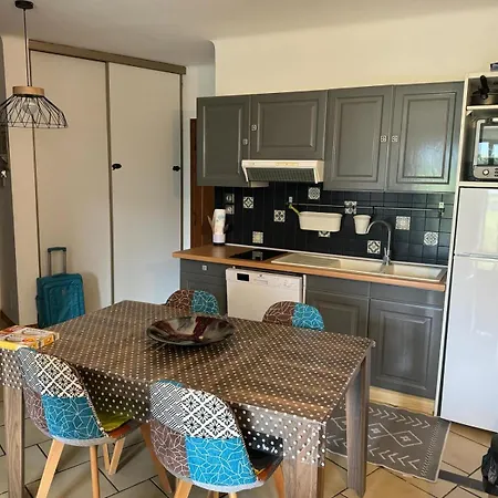 Lejlighed Vue Les Hameaux De A *