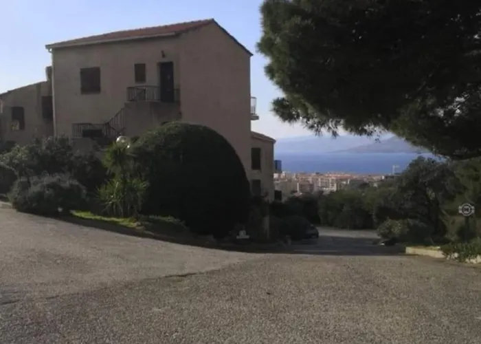 Vue Les Hameaux De A Propriano (Corsica)