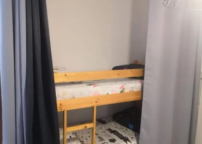 Vue Les Hameaux De A *